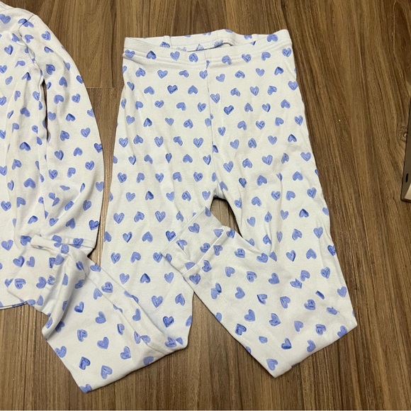 GAP KIDS girl toddler  sz 5 Pajamas heart print long sleeve with pants - Picture 4 of 5